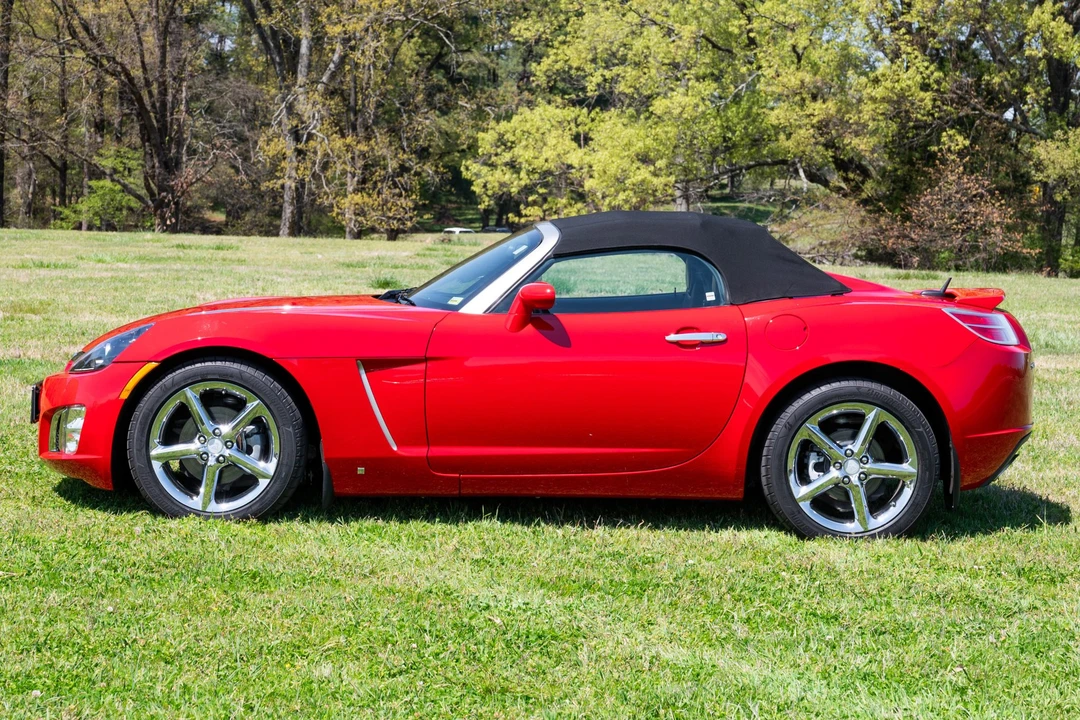 2008 Saturn Sky Red Line - Image 11 of 31