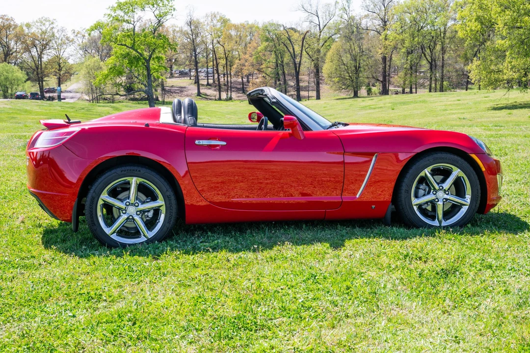 2008 Saturn Sky Red Line - Image 7 of 31