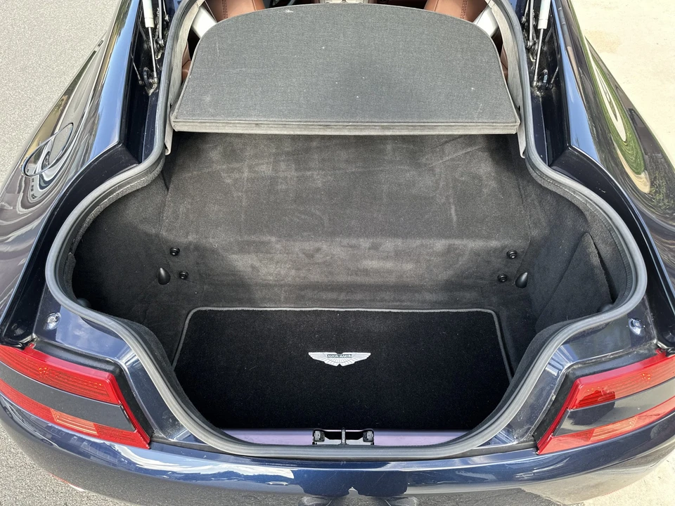2009 Aston Martin V8 Vantage (2006-2017) - Image 22 of 31