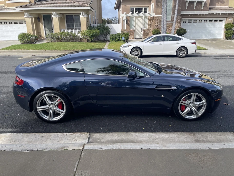 2009 Aston Martin V8 Vantage (2006-2017) - Image 5 of 31