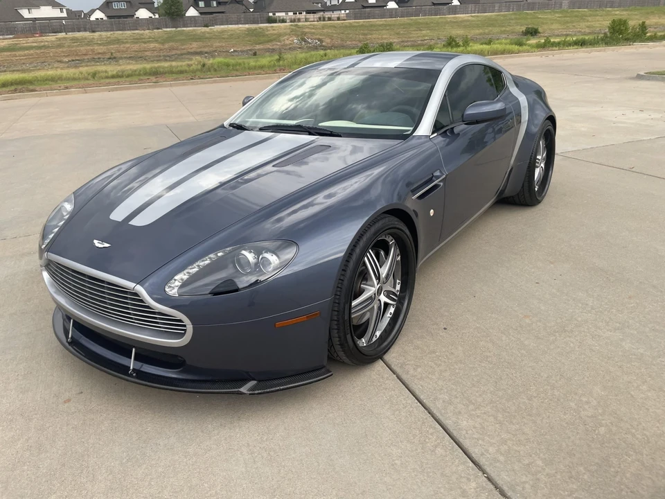2009 Aston Martin V8 Vantage (2006-2017) - Image 6 of 31
