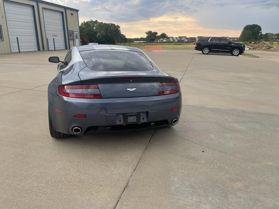 2009 Aston Martin V8 Vantage (2006-2017) - Image 17 of 31