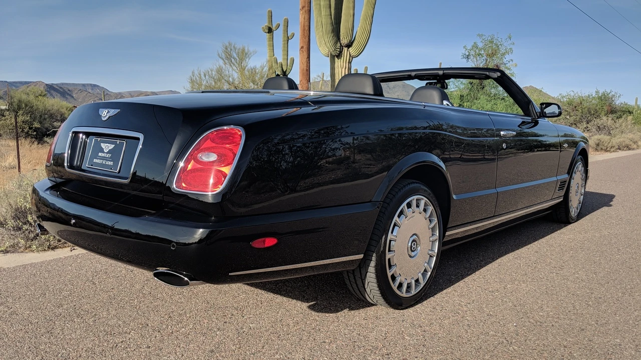 2009 Bentley Azure 2nd Gen - Image 2 of 31