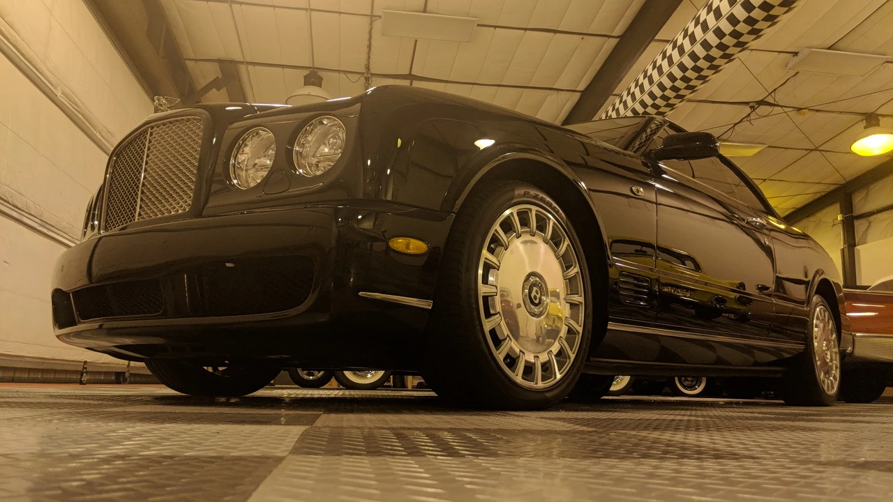 2009 Bentley Azure 2nd Gen - Image 19 of 31