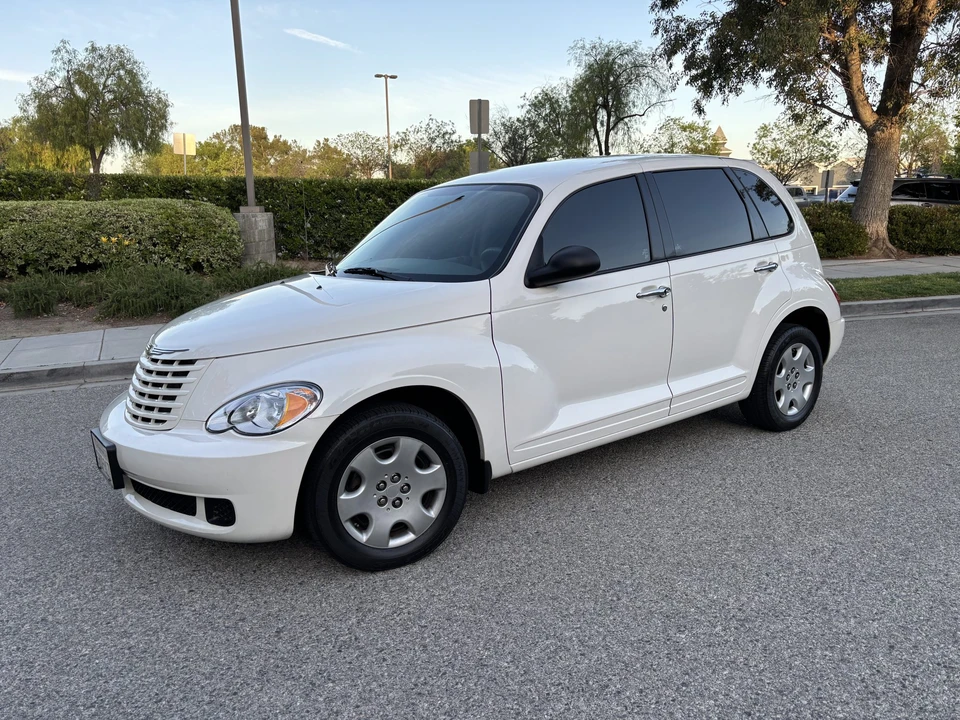 2009 Chrysler PT Cruiser - Image 5 of 31