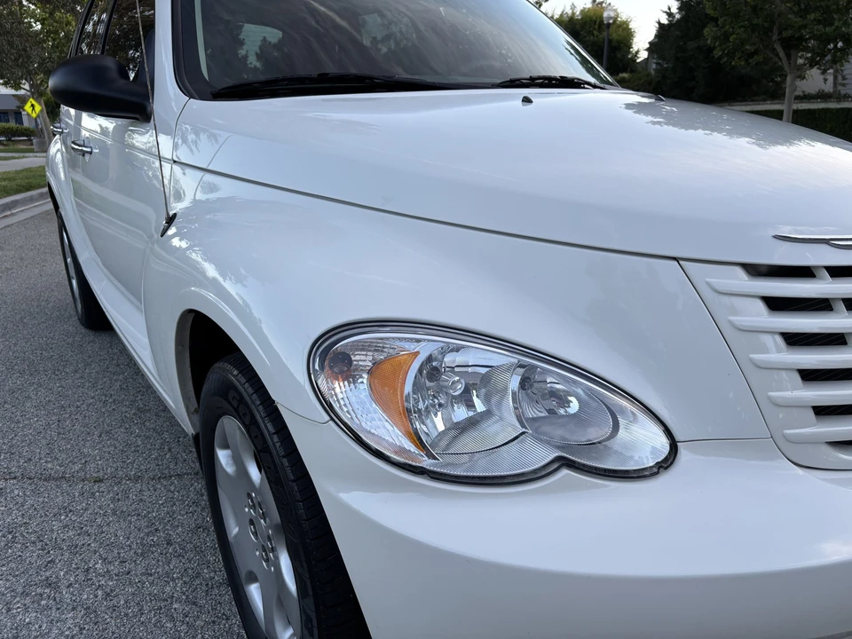 2009 Chrysler PT Cruiser - Image 11 of 31