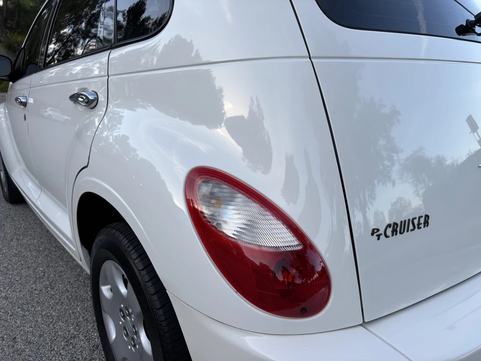 2009 Chrysler PT Cruiser - Image 15 of 31