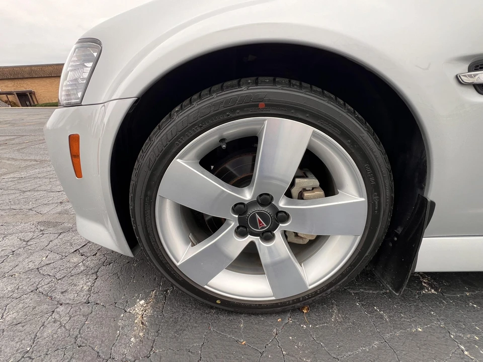 2009 Pontiac G8 - Image 30 of 31