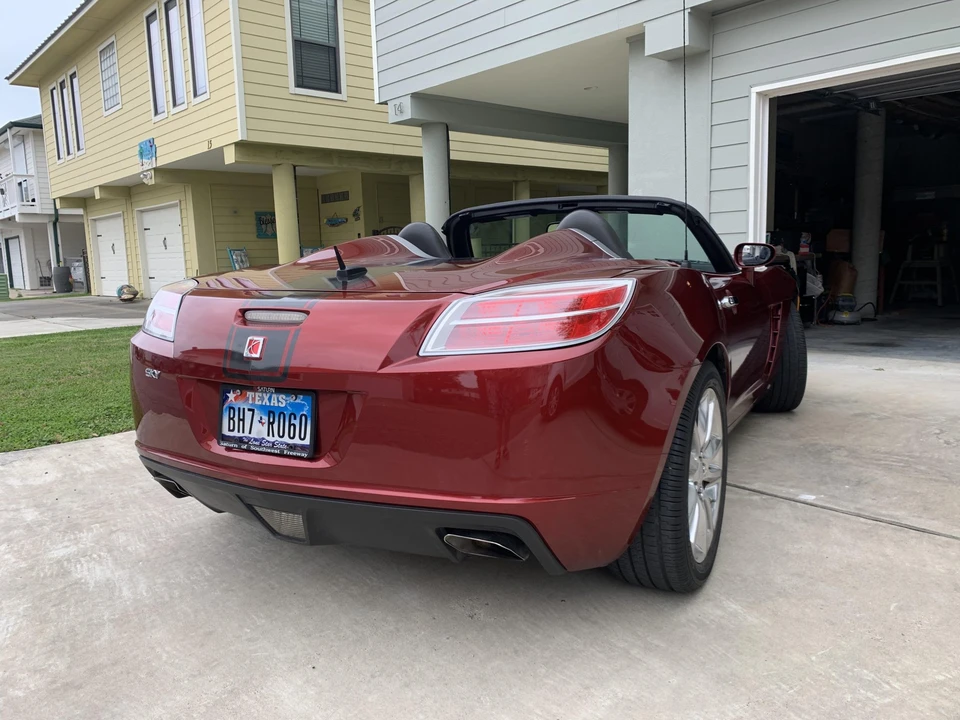 2009 Saturn Sky - Image 8 of 31