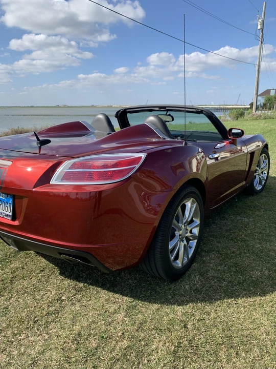 2009 Saturn Sky - Image 20 of 31