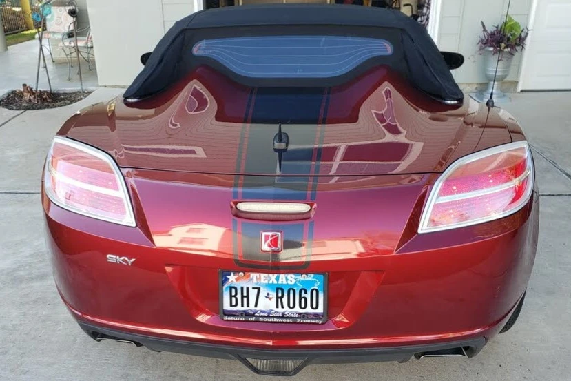 2009 Saturn Sky - Image 17 of 31