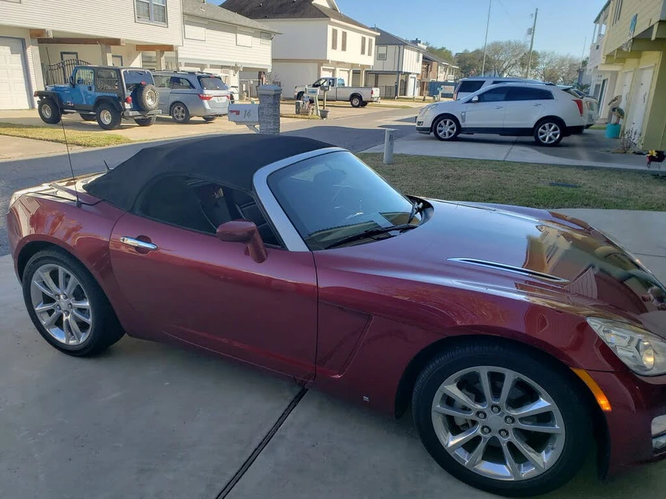 2009 Saturn Sky - Image 12 of 31