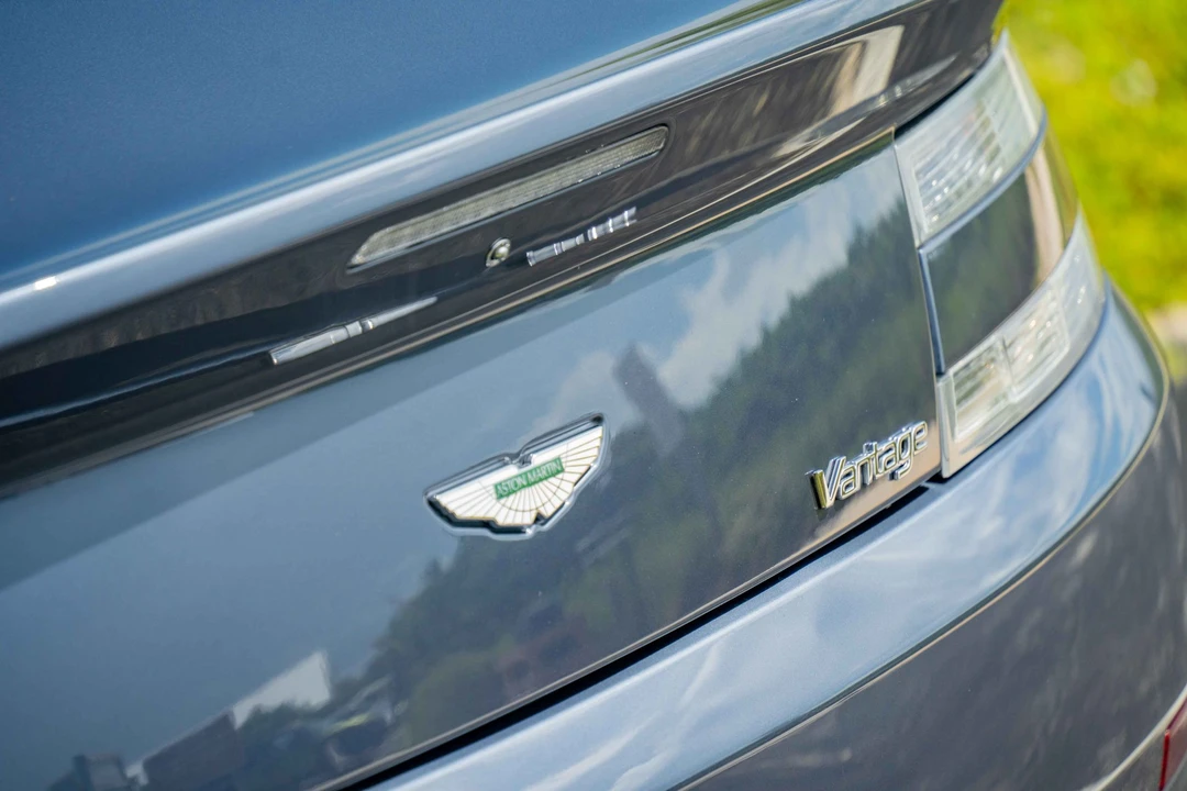 2010 Aston Martin V8 Vantage (2006-2017) - Image 28 of 31