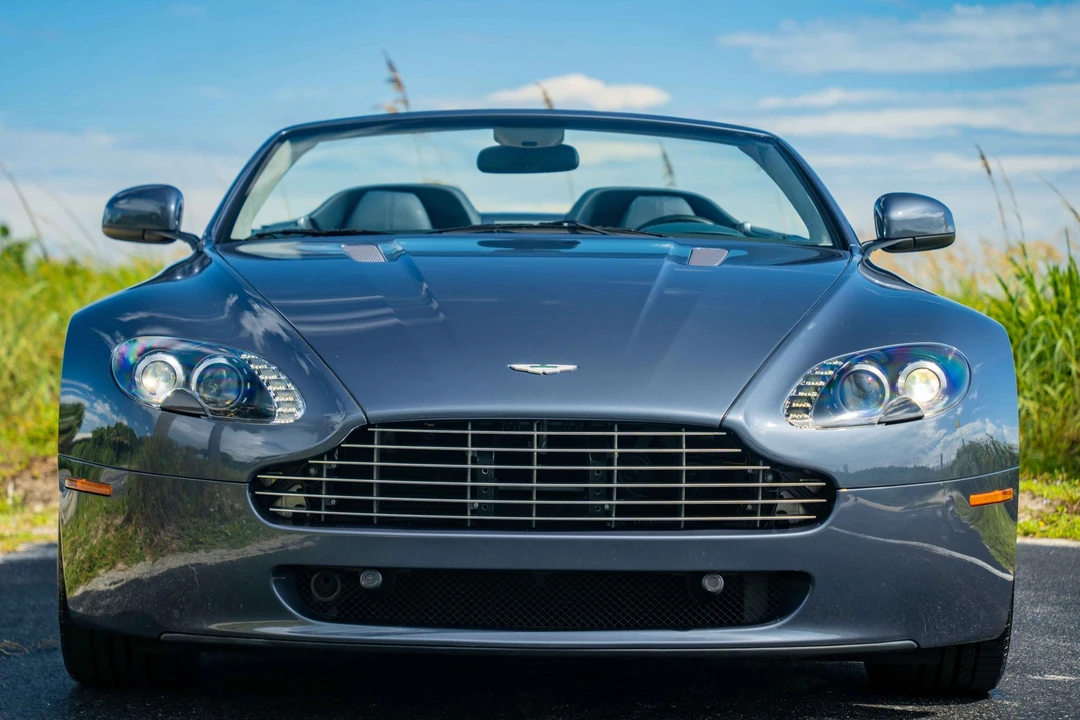 2010 Aston Martin V8 Vantage (2006-2017) - Image 4 of 31
