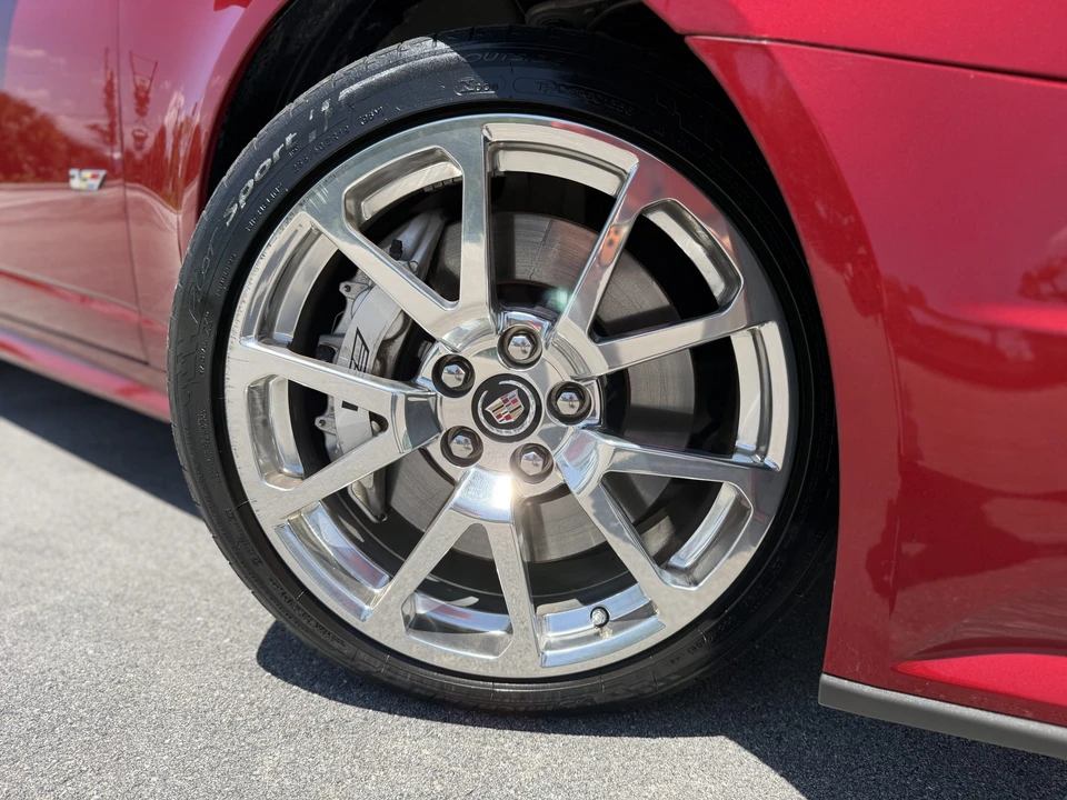 2010 Cadillac CTS-V 2nd Gen - Image 20 of 31