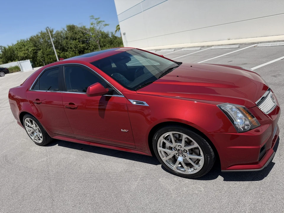 2010 Cadillac CTS-V 2nd Gen - Image 14 of 31