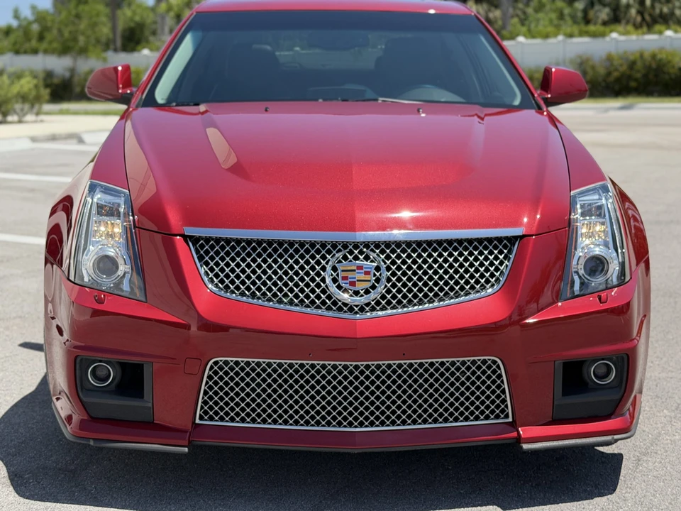 2010 Cadillac CTS-V 2nd Gen - Image 2 of 31