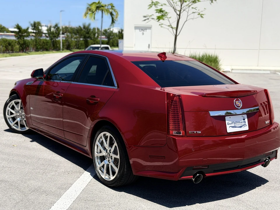 2010 Cadillac CTS-V 2nd Gen - Image 9 of 31