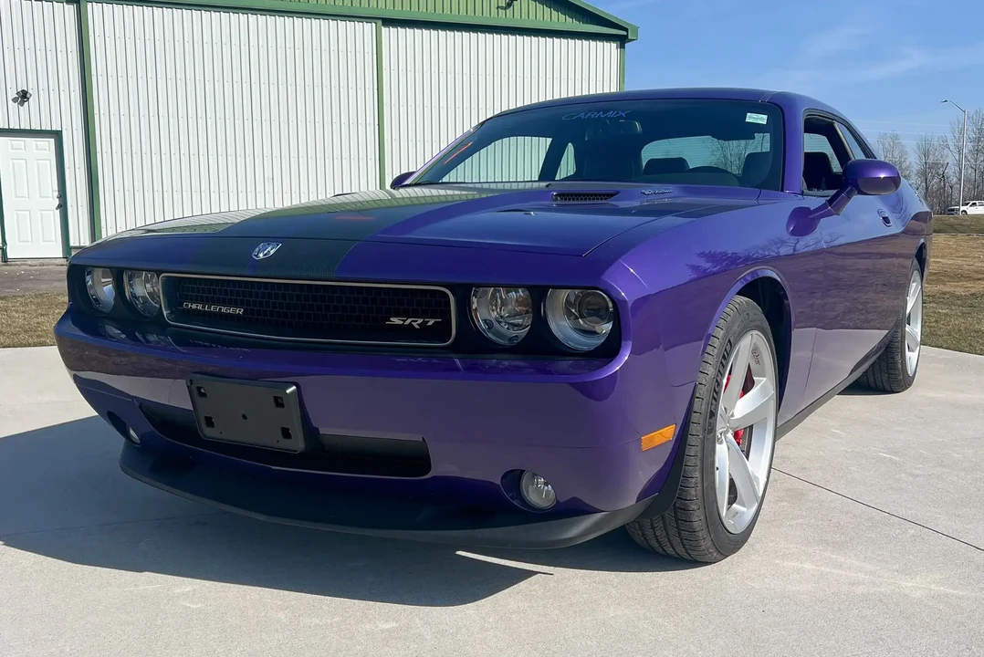 2010 Dodge Challenger SRT8 & 392 3rd Gen - Image 5 of 6