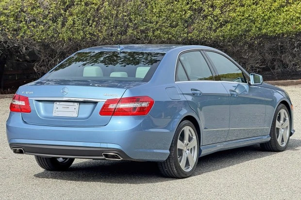 2010 Mercedes-Benz W212 E-Class - Image 2 of 8