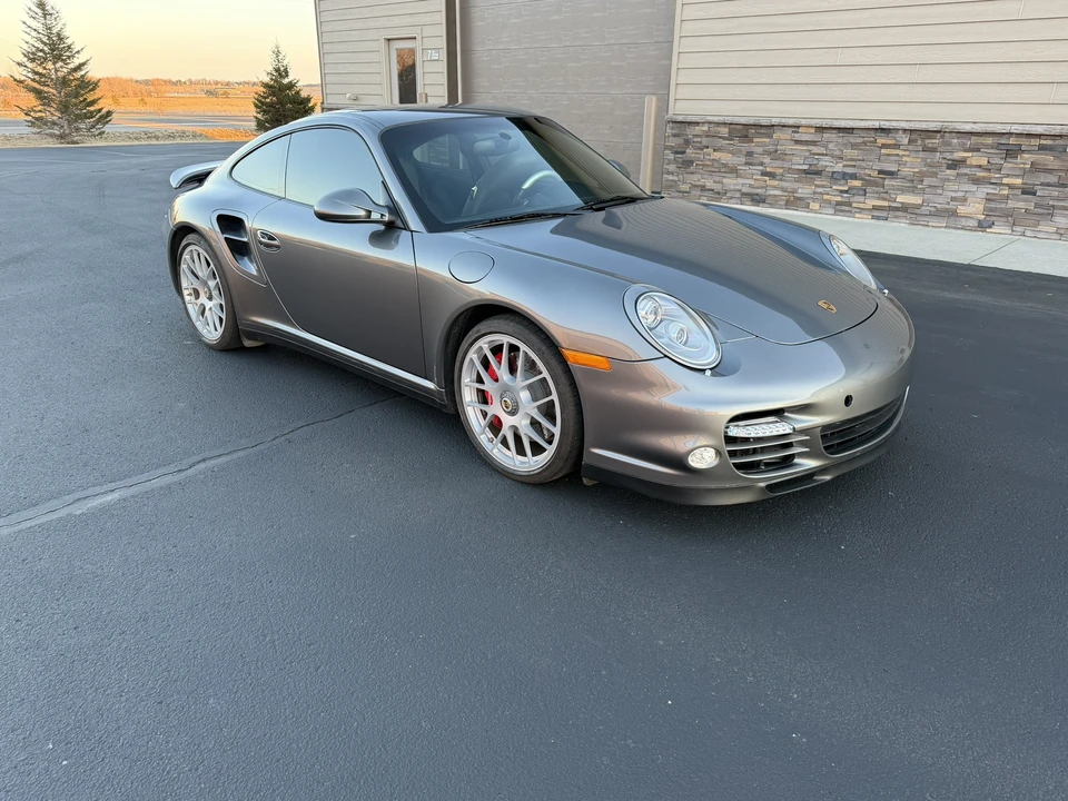 2010 Porsche 997 Turbo - Image 5 of 31