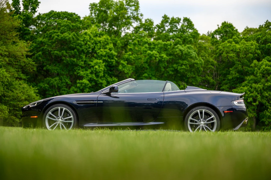 2011 Aston Martin DBS (2008-2012) - Image 10 of 31