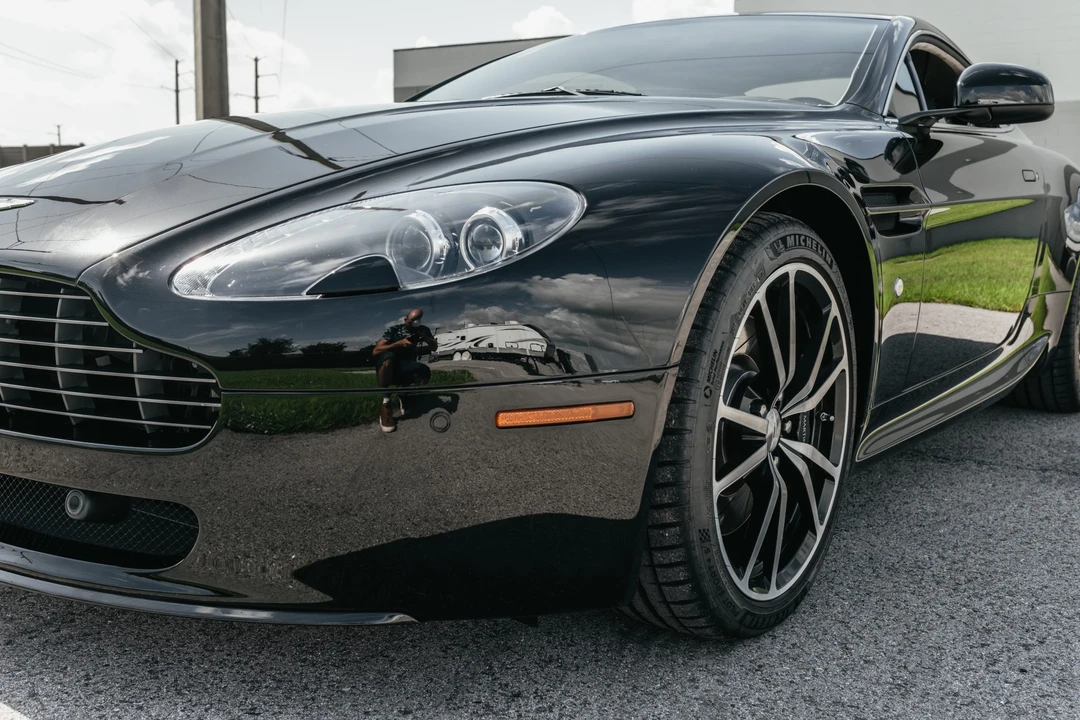 2011 Aston Martin V8 Vantage (2006-2017) - Image 13 of 31