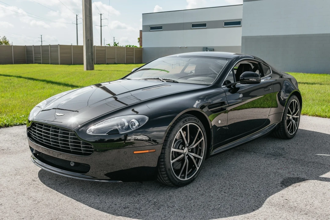 2011 Aston Martin V8 Vantage (2006-2017) - Image 1 of 31