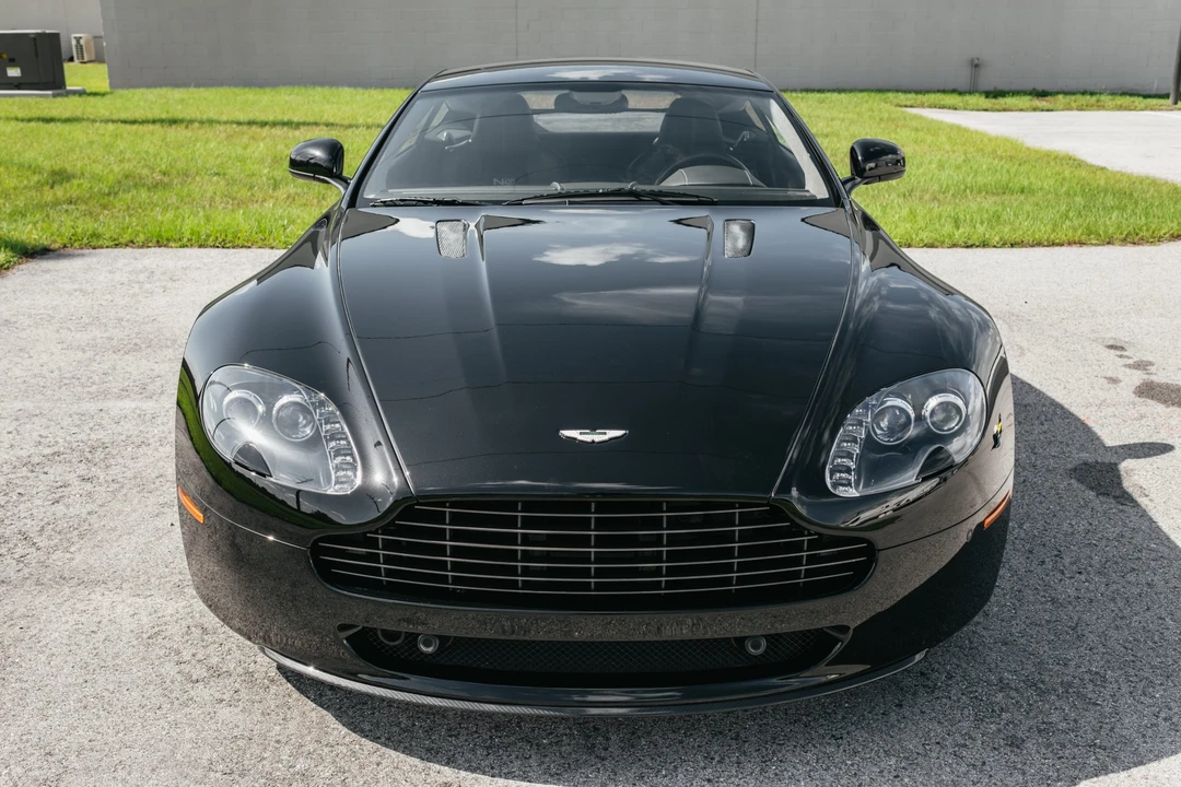 2011 Aston Martin V8 Vantage (2006-2017) - Image 8 of 31