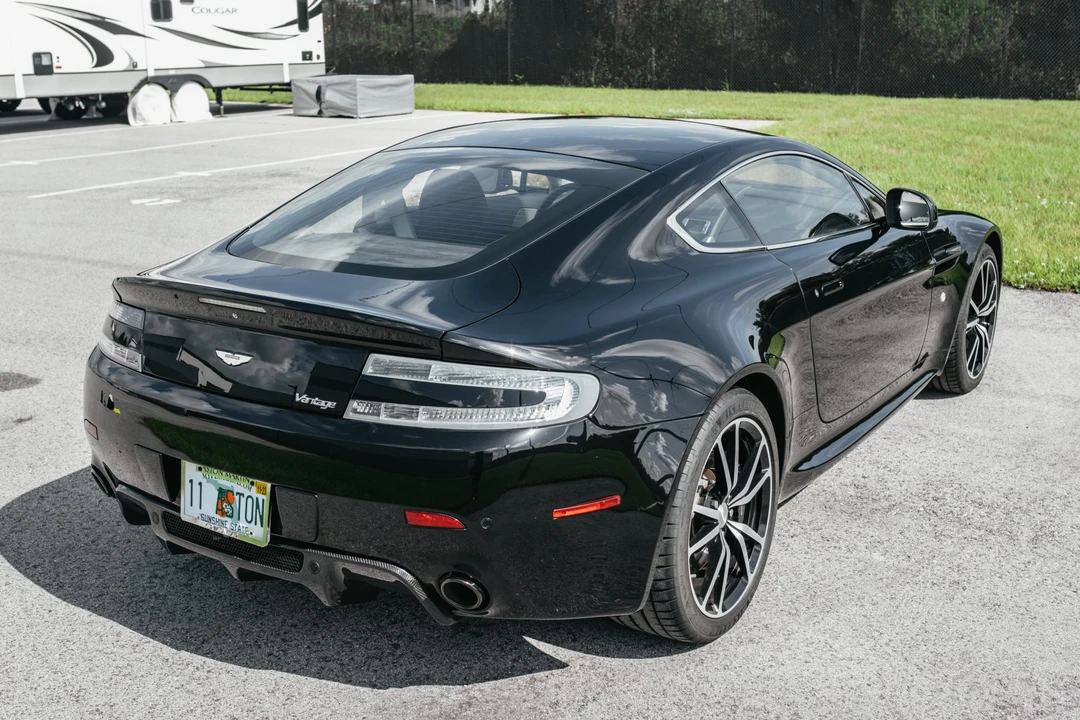 2011 Aston Martin V8 Vantage (2006-2017) - Image 5 of 31