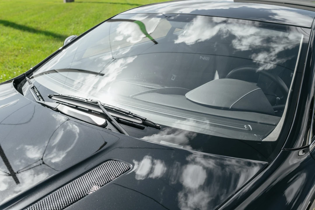 2011 Aston Martin V8 Vantage (2006-2017) - Image 12 of 31
