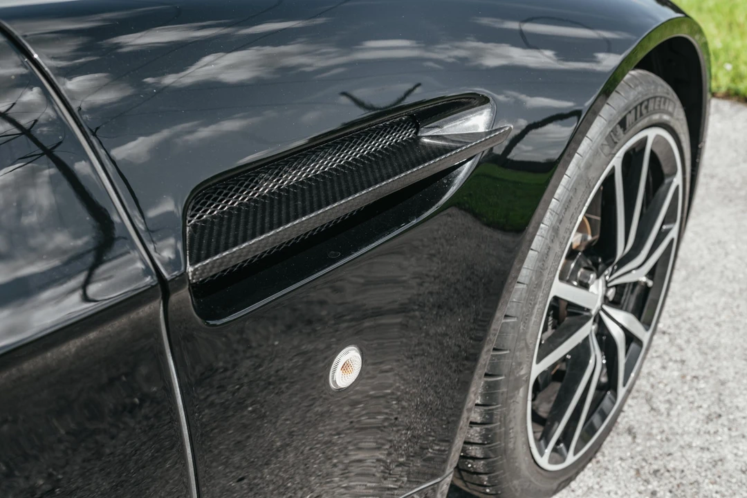 2011 Aston Martin V8 Vantage (2006-2017) - Image 19 of 31