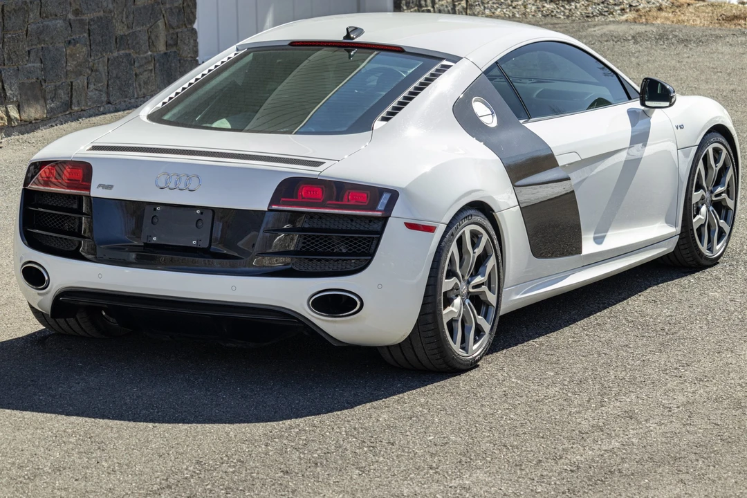 2011 Audi 42 R8 - Image 11 of 31