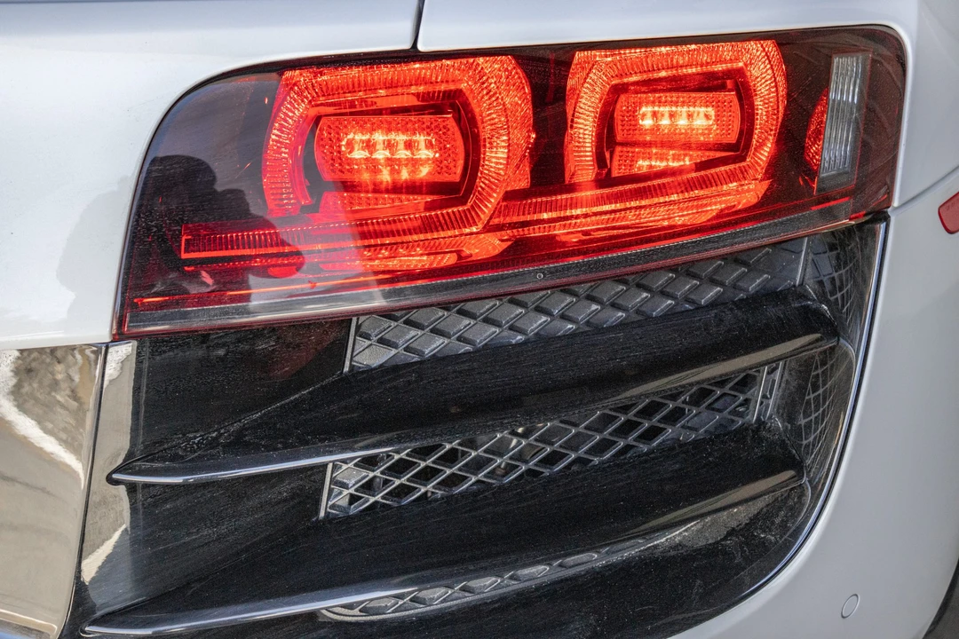 2011 Audi 42 R8 - Image 28 of 31