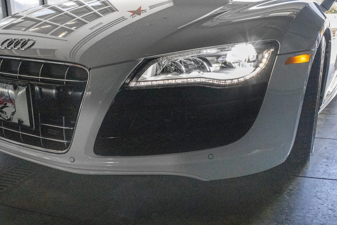 2011 Audi 42 R8 - Image 15 of 31