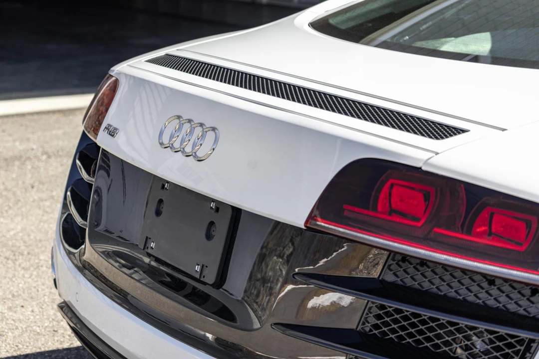 2011 Audi 42 R8 - Image 30 of 31