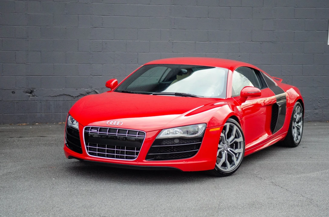2011 Audi 42 R8 - Image 9 of 31