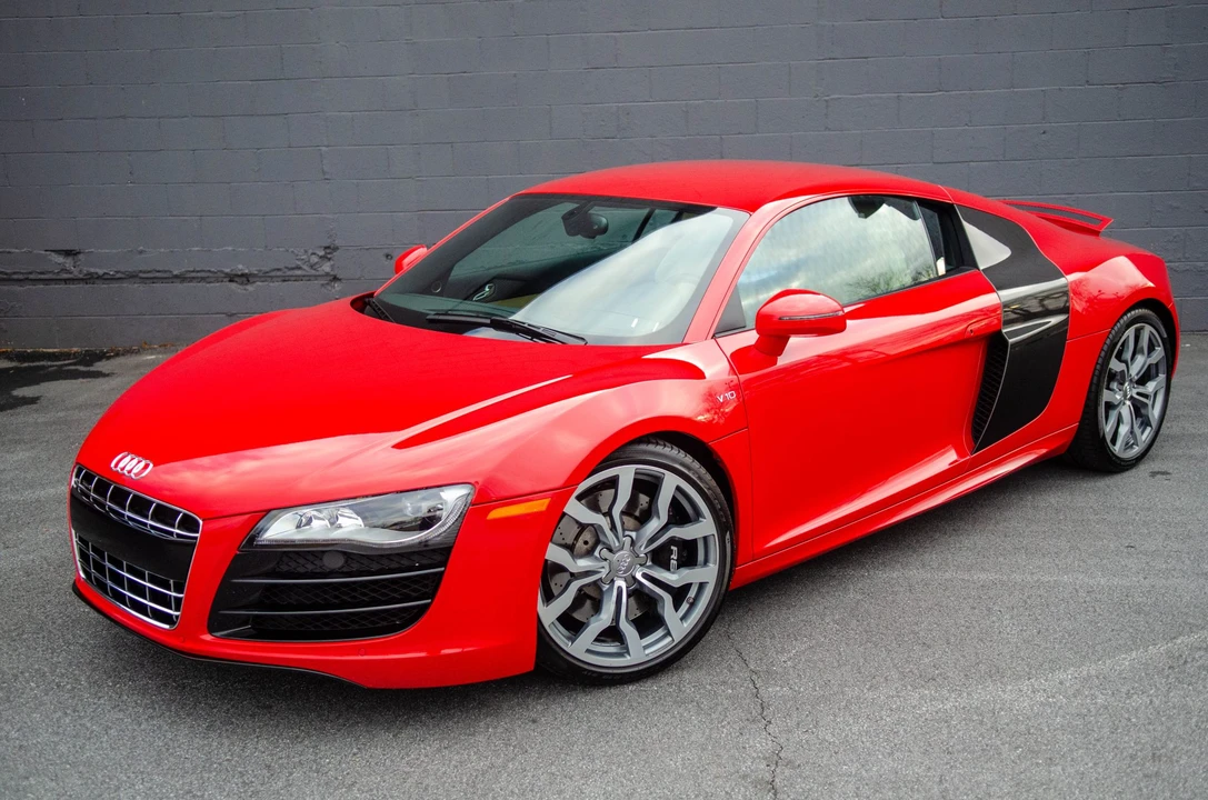 2011 Audi 42 R8 - Image 6 of 31