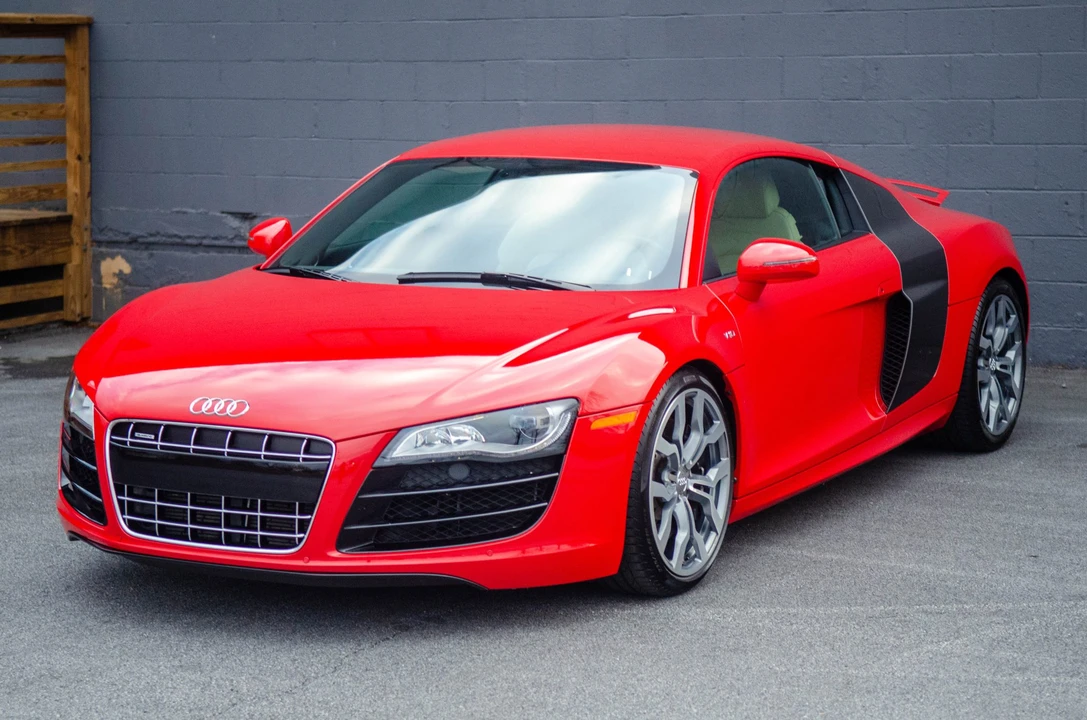 2011 Audi 42 R8 - Image 7 of 31