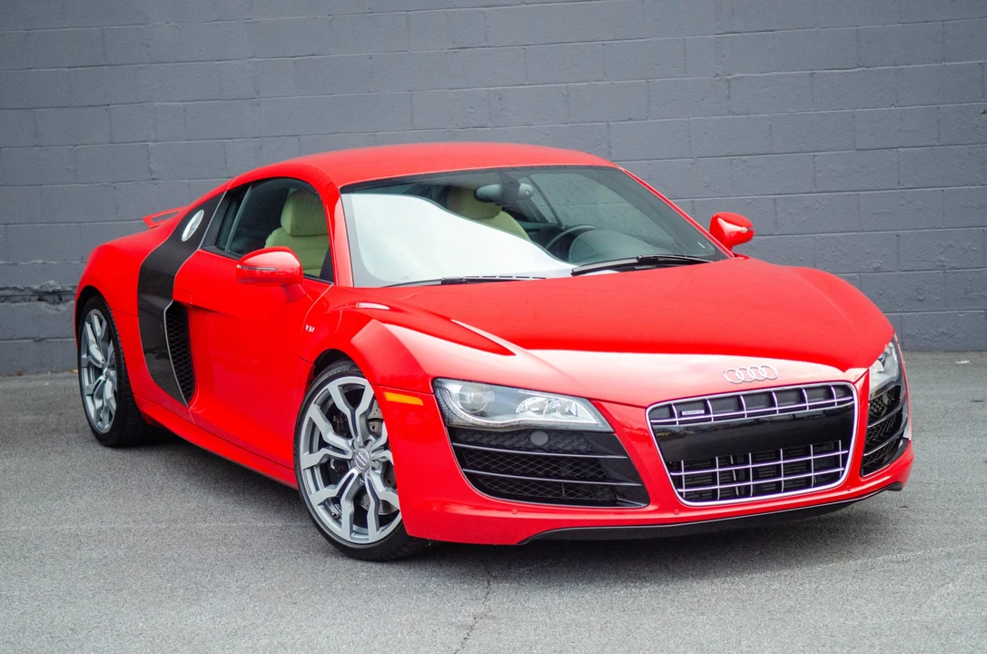 2011 Audi 42 R8 - Image 13 of 31