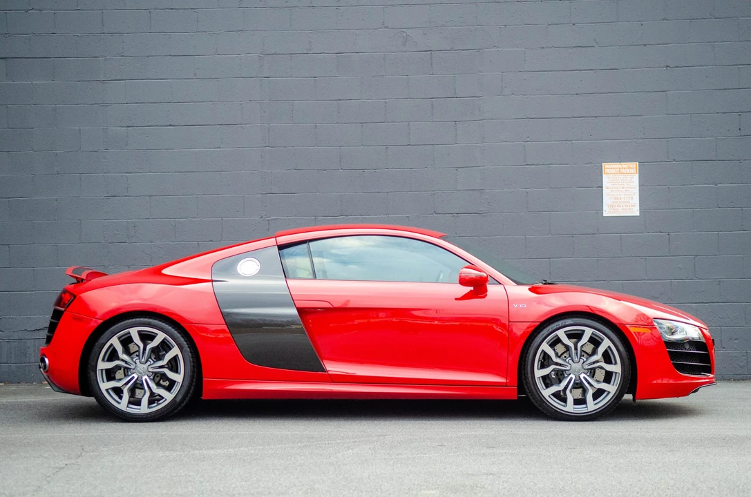 2011 Audi 42 R8 - Image 25 of 31