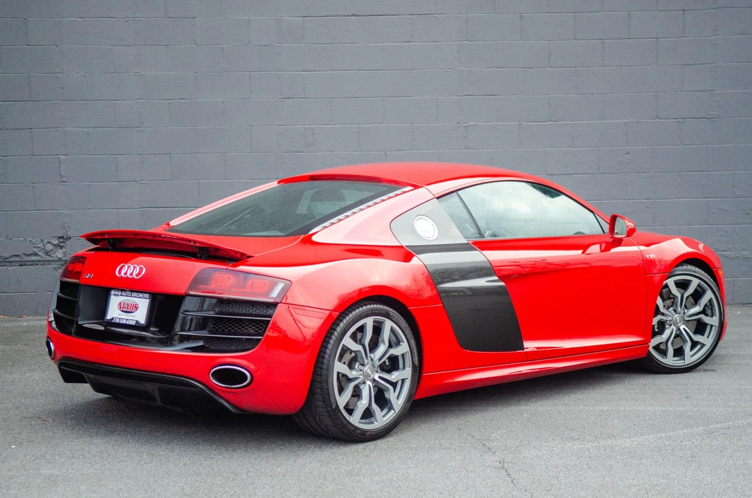 2011 Audi 42 R8 - Image 29 of 31