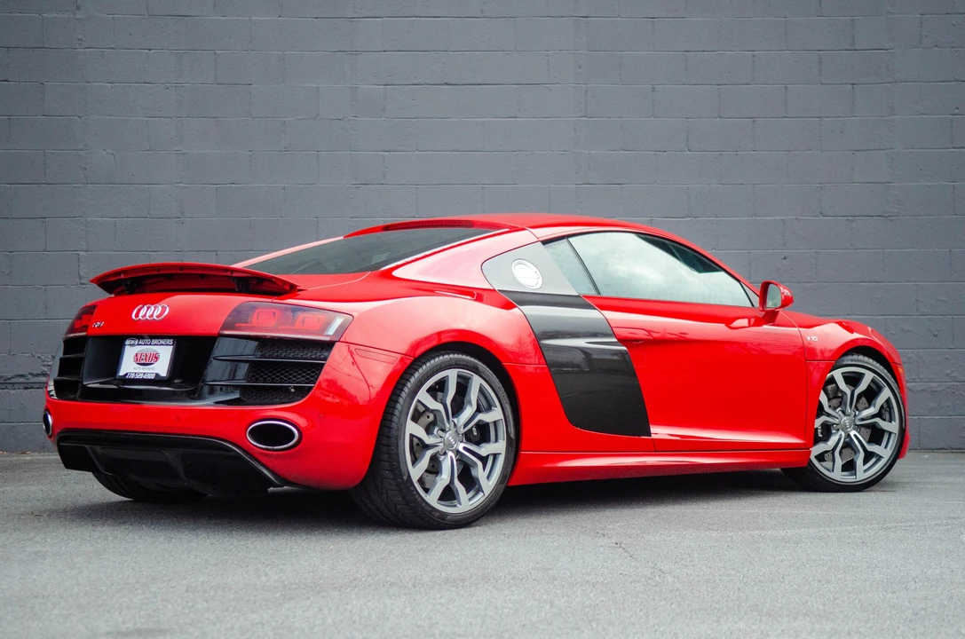 2011 Audi 42 R8 - Image 28 of 31