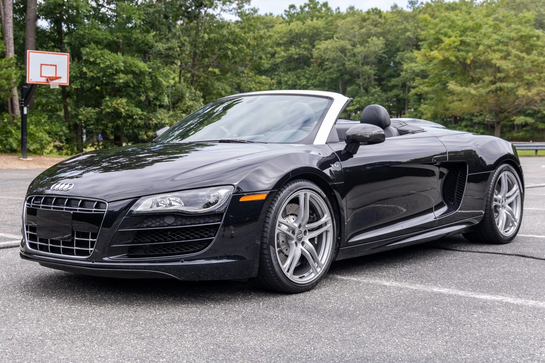 2011 Audi 42 R8 - Image 9 of 31