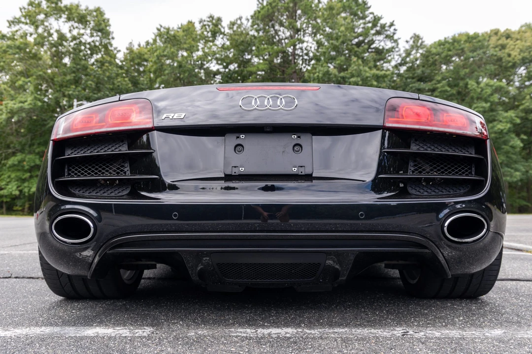 2011 Audi 42 R8 - Image 21 of 31