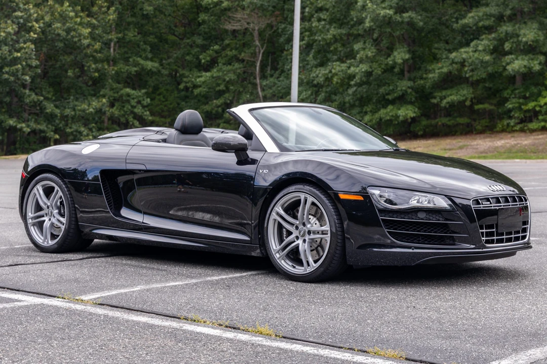 2011 Audi 42 R8 - Image 3 of 31