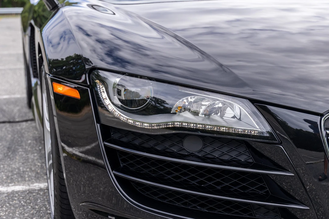 2011 Audi 42 R8 - Image 17 of 31