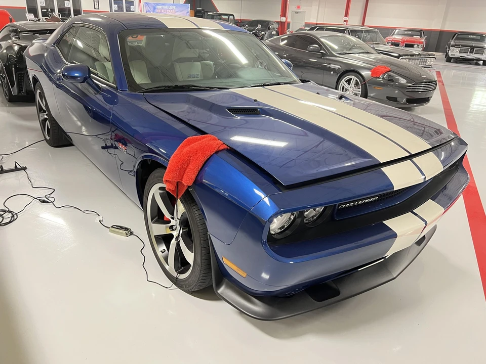 2011 Dodge Challenger SRT8 & 392 3rd Gen - Image 19 of 31