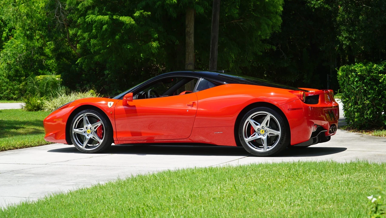 2011 Ferrari 458 Italia - Image 27 of 31