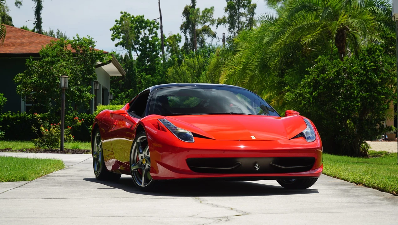 2011 Ferrari 458 Italia - Image 9 of 31